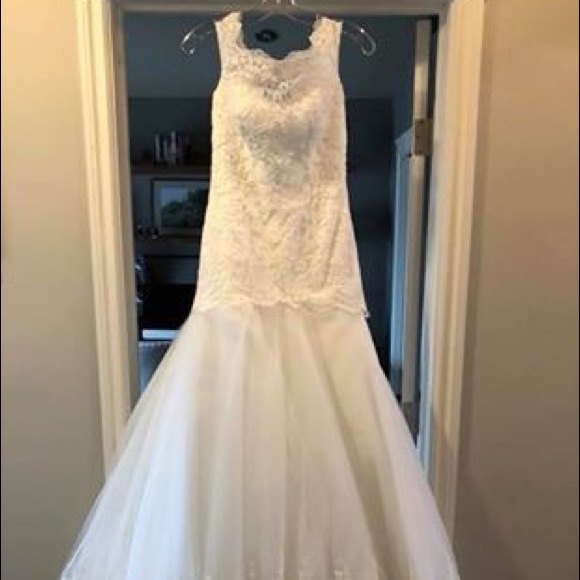 Justin Alexander Wedding dress - Picture 2 of 6